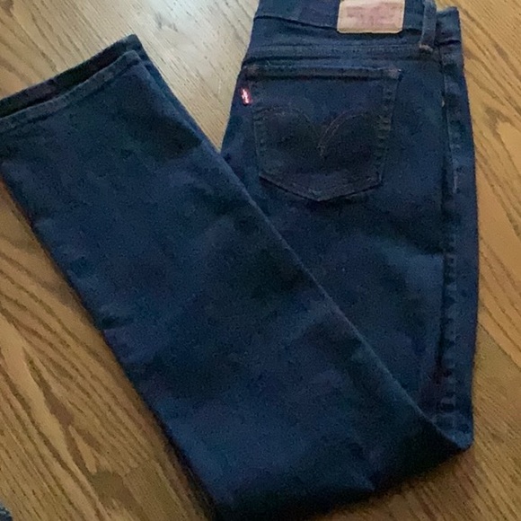 Levi's Dark Wash Jeans - Picture 1 of 3